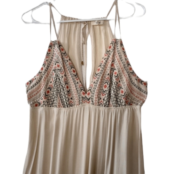 Spirit Hyw Maxi Dress Sz M Beige  Sleeveless Side Slit - Picture 3 of 13